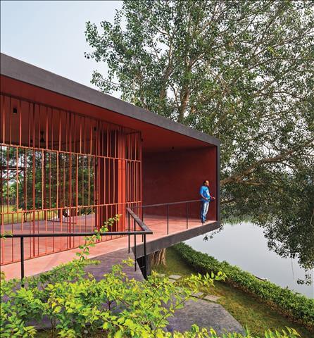 Waterfront Clubhouse, Adisaptagram