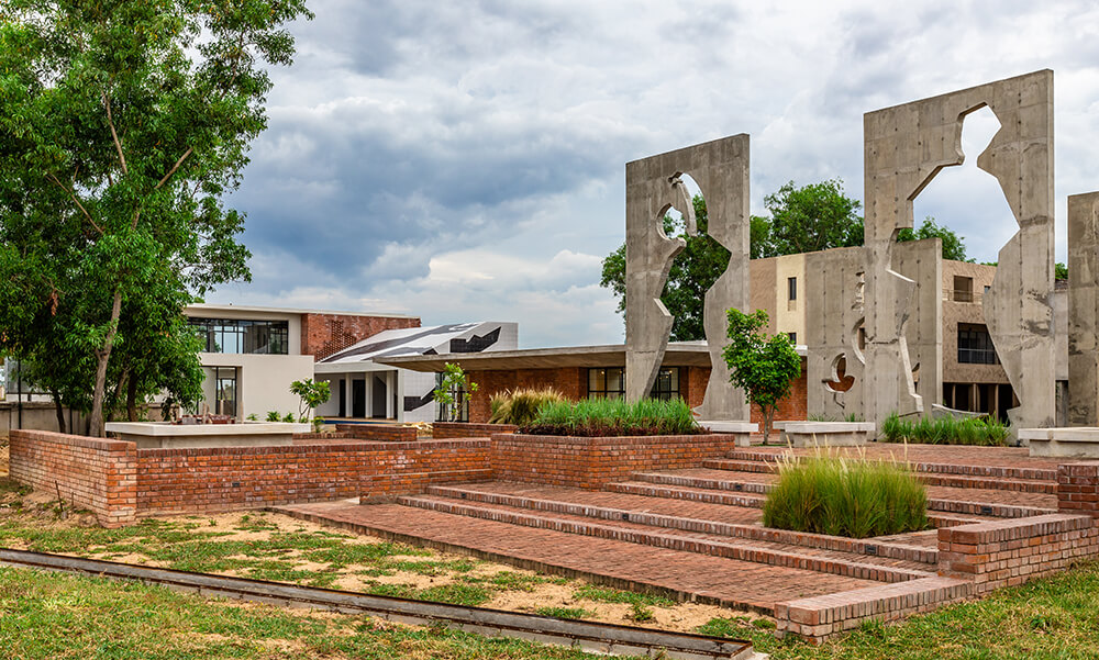 Bonochhaya Plaza, Gallery and Clubhouse, Shantiniketan photo